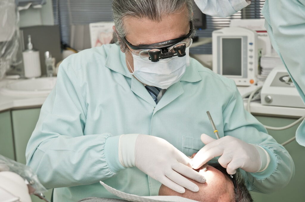 Comment diagnostiquer une carie dentaire